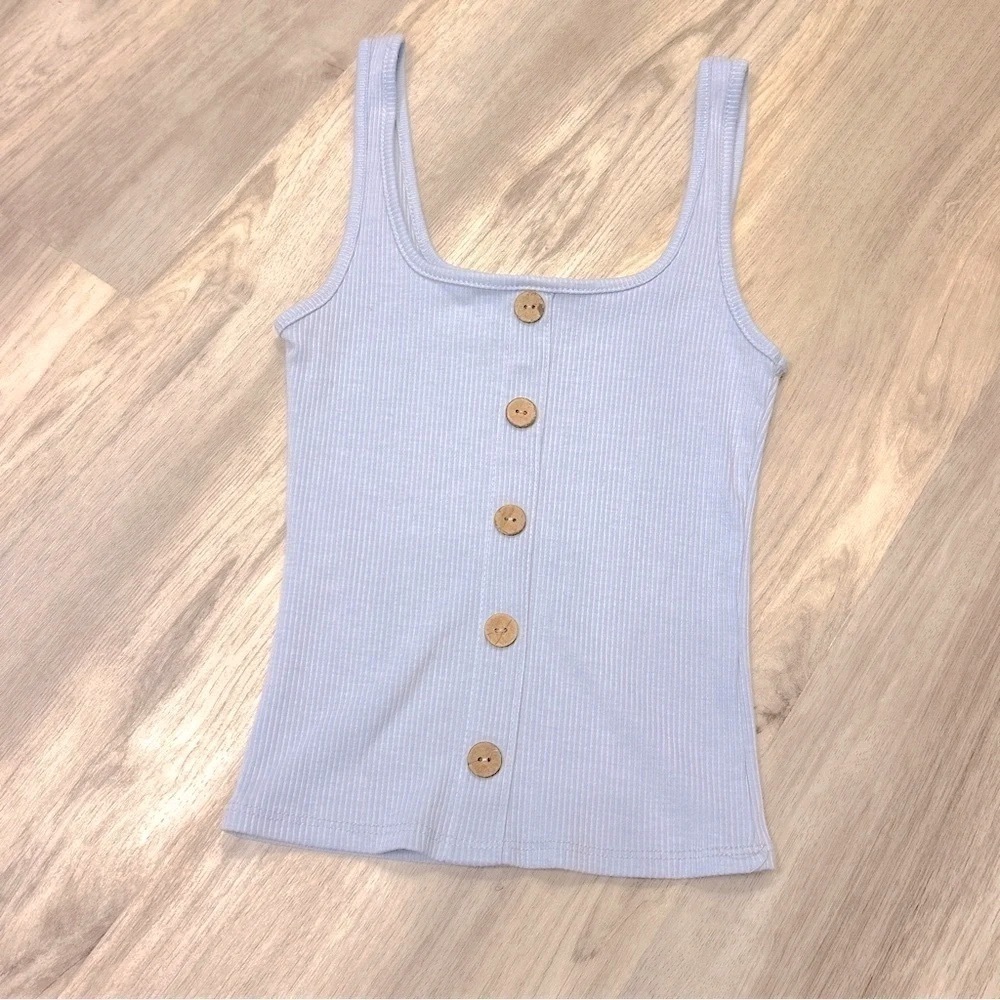 Buckle Caution To The Wind Baby Blue Ribbed Knit Wooden Button Square‎ Neck Tank